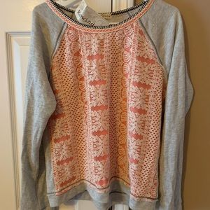 NWT Rewind L comfy sweatshirt top! Very cute!